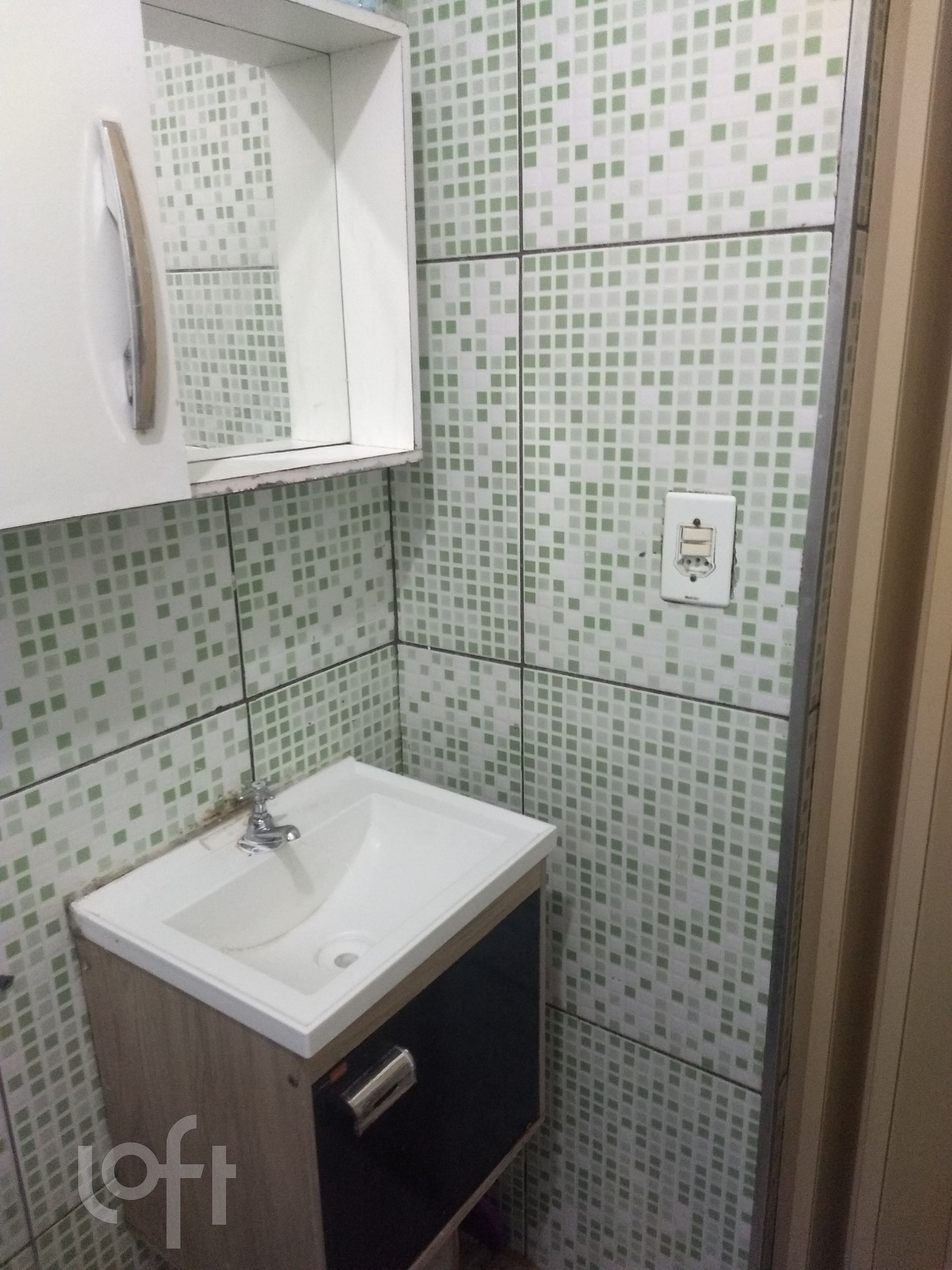 Apartamento à venda com 2 quartos, 43m² - Foto 2