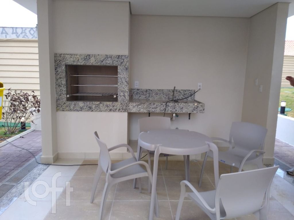 Apartamento à venda com 2 quartos, 40m² - Foto 15