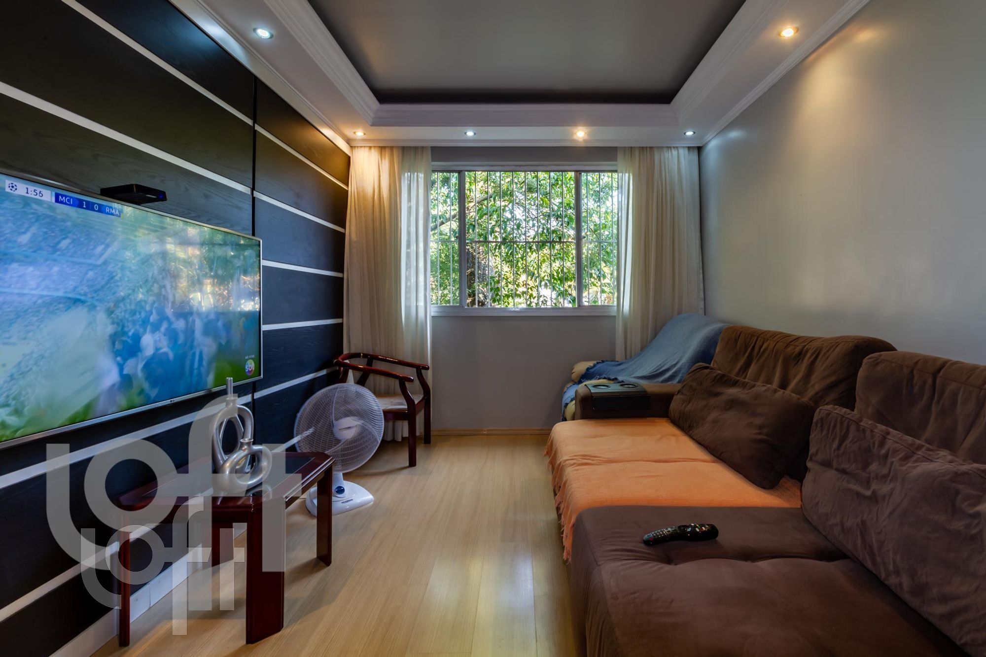 Apartamento à venda com 2 quartos, 60m² - Foto 2