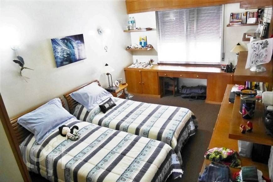 Casa, 4 quartos, 572 m² - Foto 11