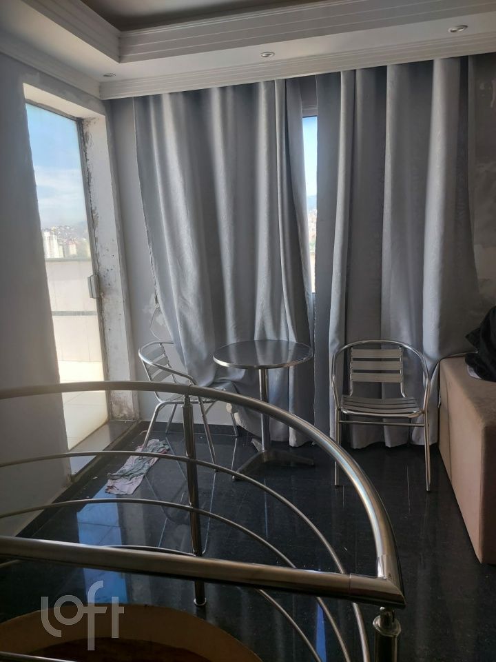 Apartamento à venda com 2 quartos, 112m² - Foto 1
