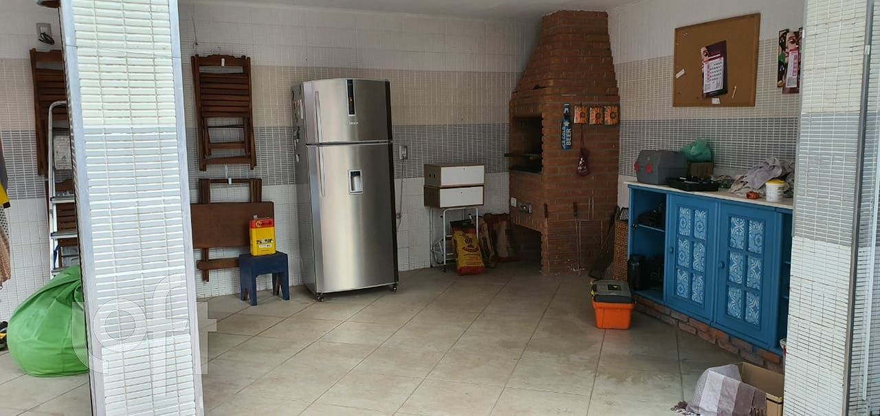 Casa de Condomínio à venda com 4 quartos, 220m² - Foto 24