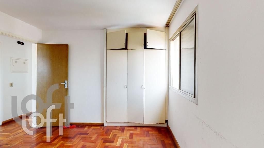 Apartamento à venda com 2 quartos, 70m² - Foto 35