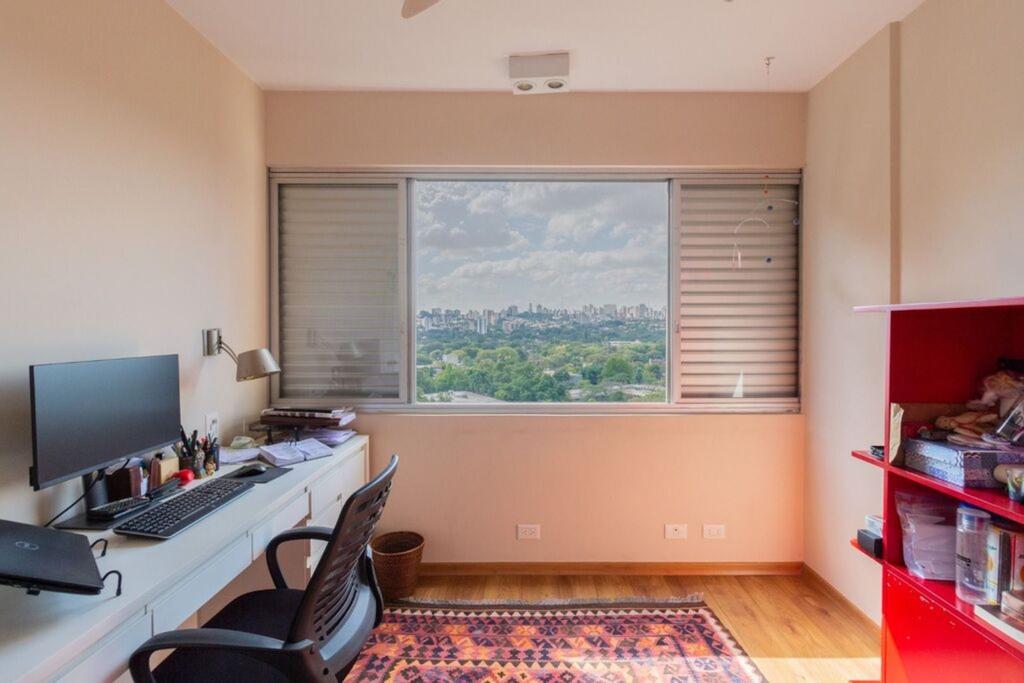 Apartamento à venda com 3 quartos, 190m² - Foto 17