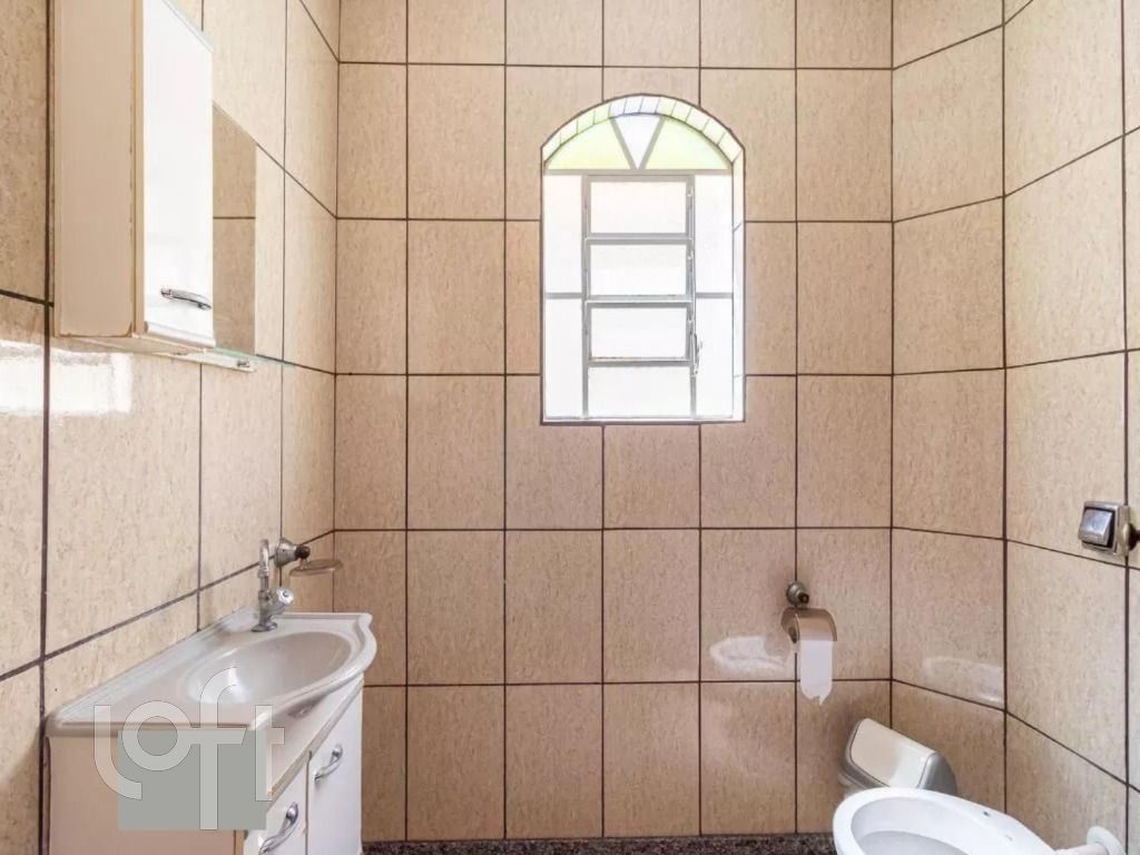 Casa à venda com 4 quartos, 200m² - Foto 14
