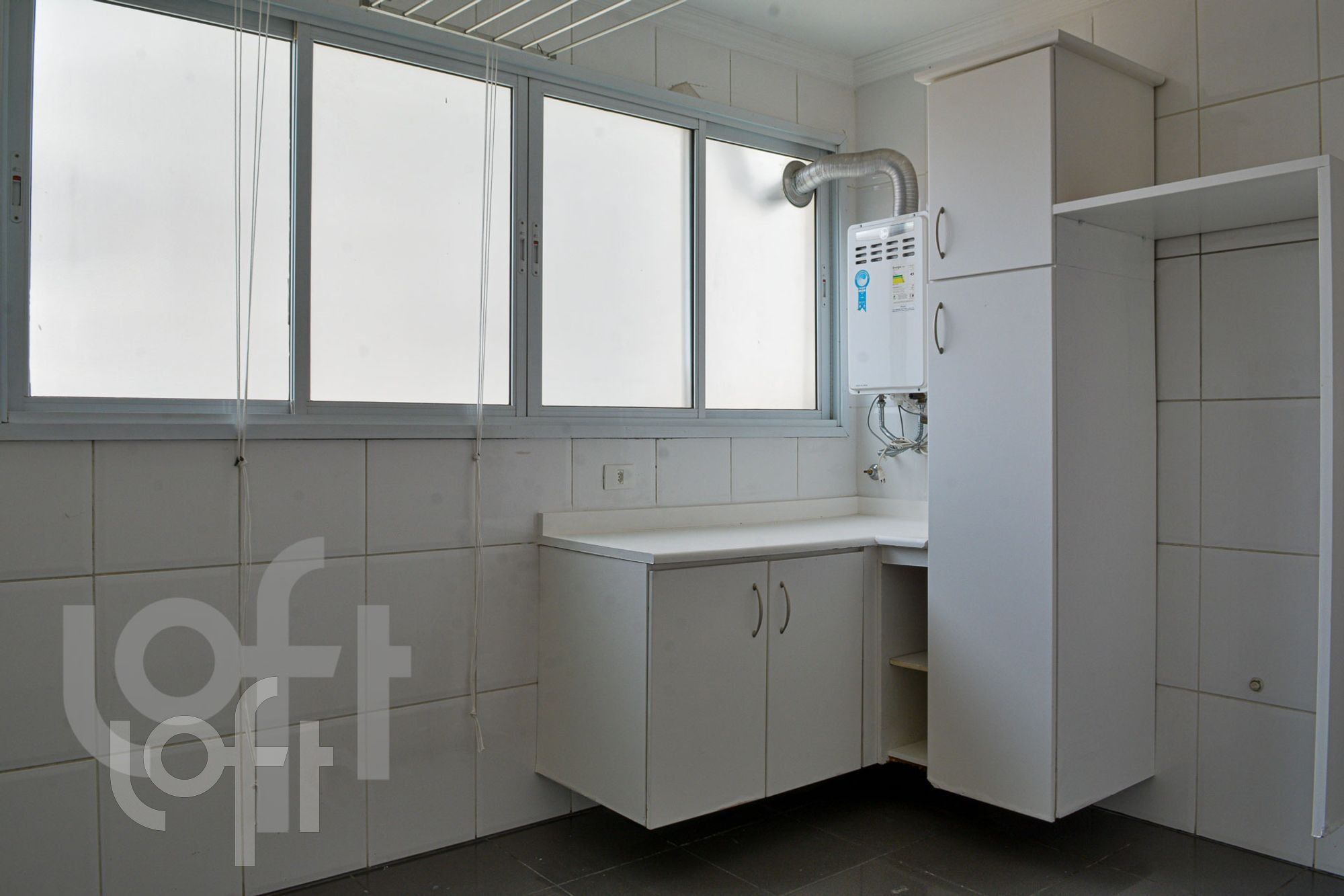 Apartamento à venda com 3 quartos, 200m² - Foto 27