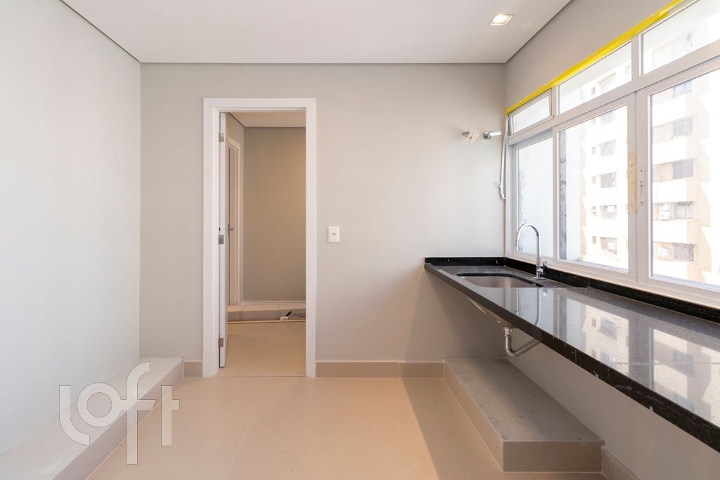 Apartamento à venda com 4 quartos, 230m² - Foto 27