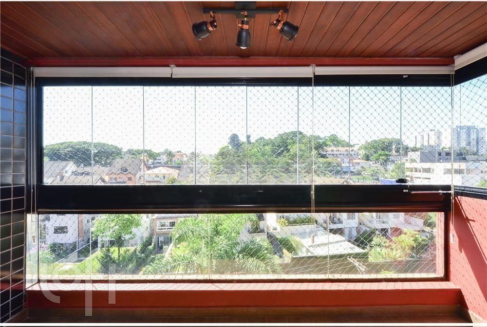 Apartamento à venda com 3 quartos, 108m² - Foto 32