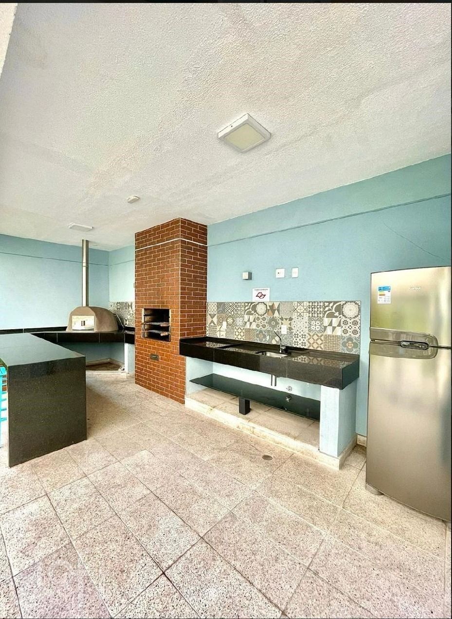 Apartamento à venda com 2 quartos, 56m² - Foto 17