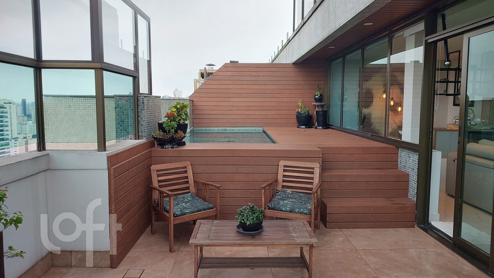 Apartamento, 3 quartos, 257 m² - Foto 1