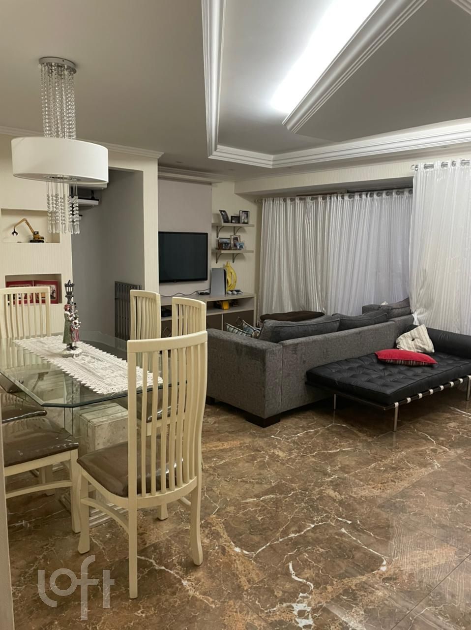 Apartamento à venda com 3 quartos, 260m² - Foto 1