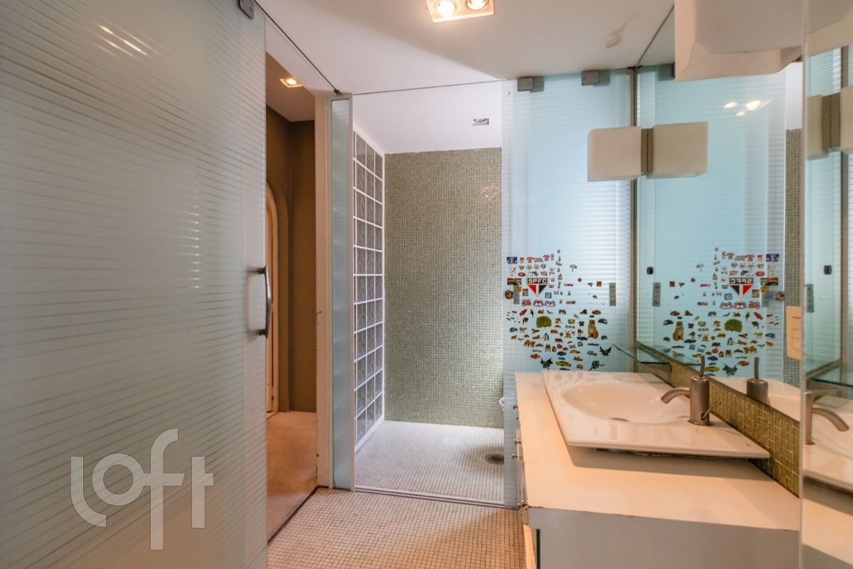 Casa, 4 quartos, 647 m² - Foto 33