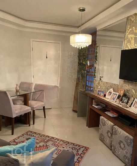 Apartamento à venda com 2 quartos, 47m² - Foto 32