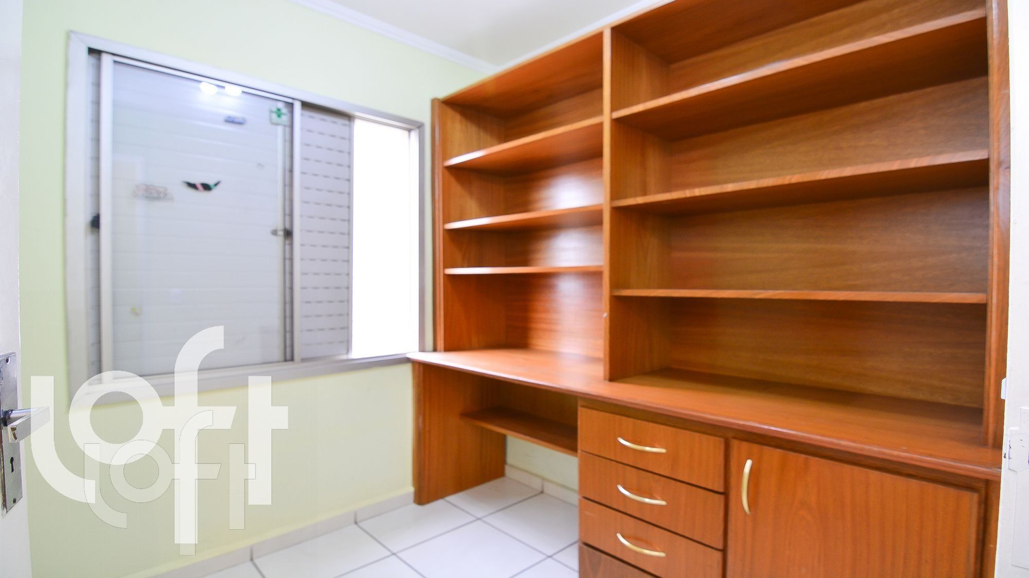 Apartamento à venda com 3 quartos, 70m² - Foto 2