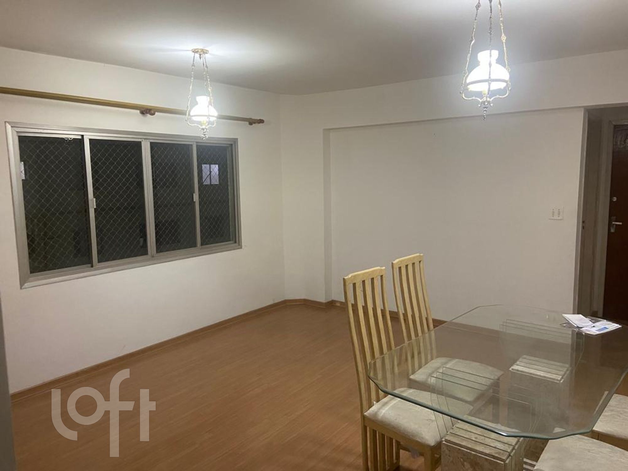 Apartamento à venda com 2 quartos, 82m² - Foto 1
