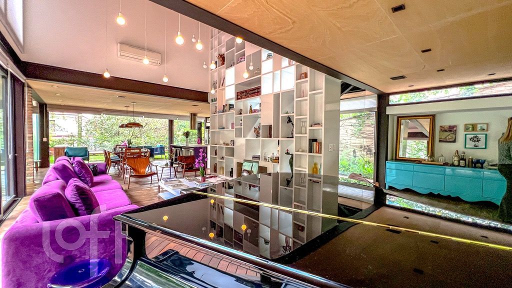 Casa, 4 quartos, 569 m² - Foto 1