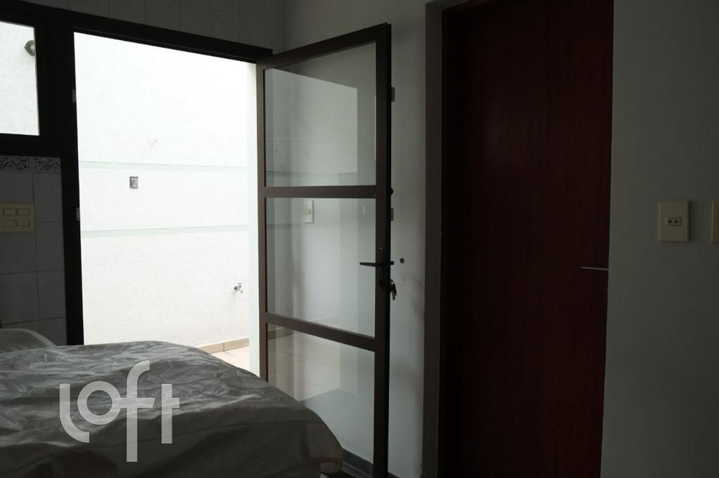 Casa à venda com 3 quartos, 210m² - Foto 11
