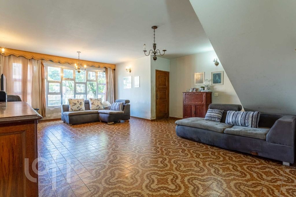 Casa, 3 quartos, 241 m² - Foto 3