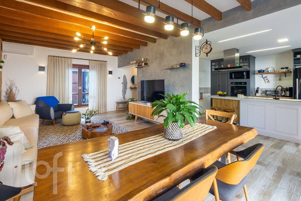 Casa, 3 quartos, 210 m² - Foto 7