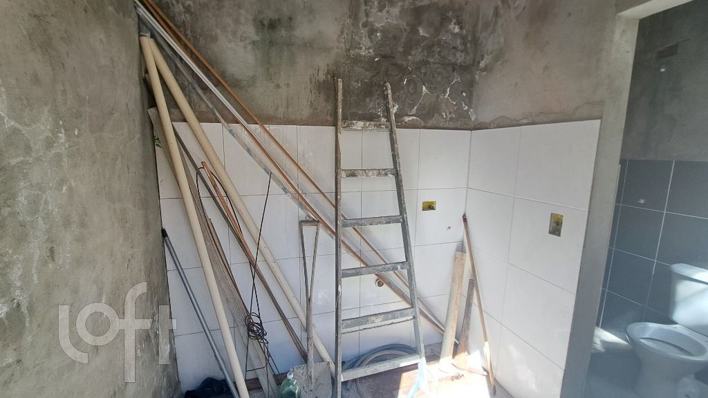 Casa à venda com 4 quartos, 150m² - Foto 11