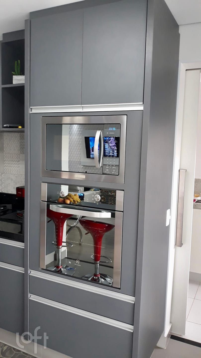 Apartamento à venda com 3 quartos, 157m² - Foto 7