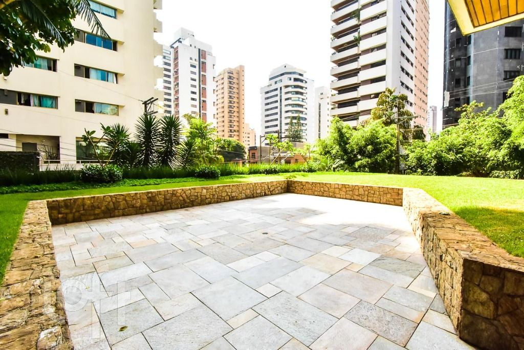 Apartamento à venda com 4 quartos, 278m² - Foto 5