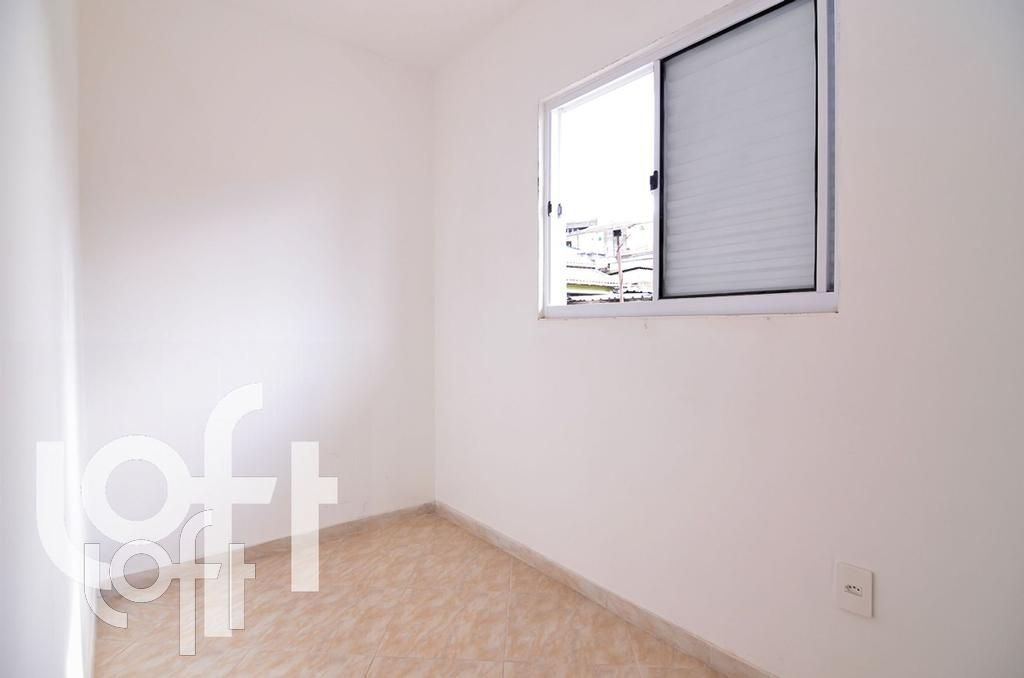 Apartamento à venda com 2 quartos, 47m² - Foto 3