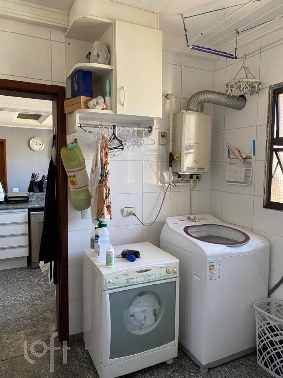 Apartamento à venda com 4 quartos, 276m² - Foto 35