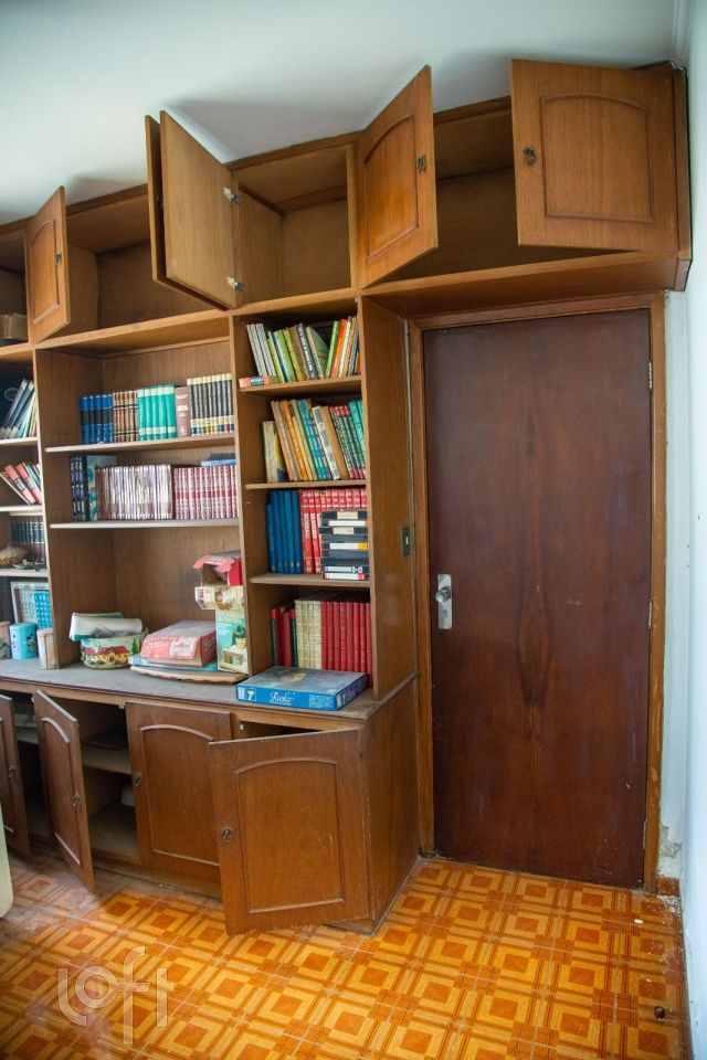Casa à venda com 4 quartos, 263m² - Foto 7