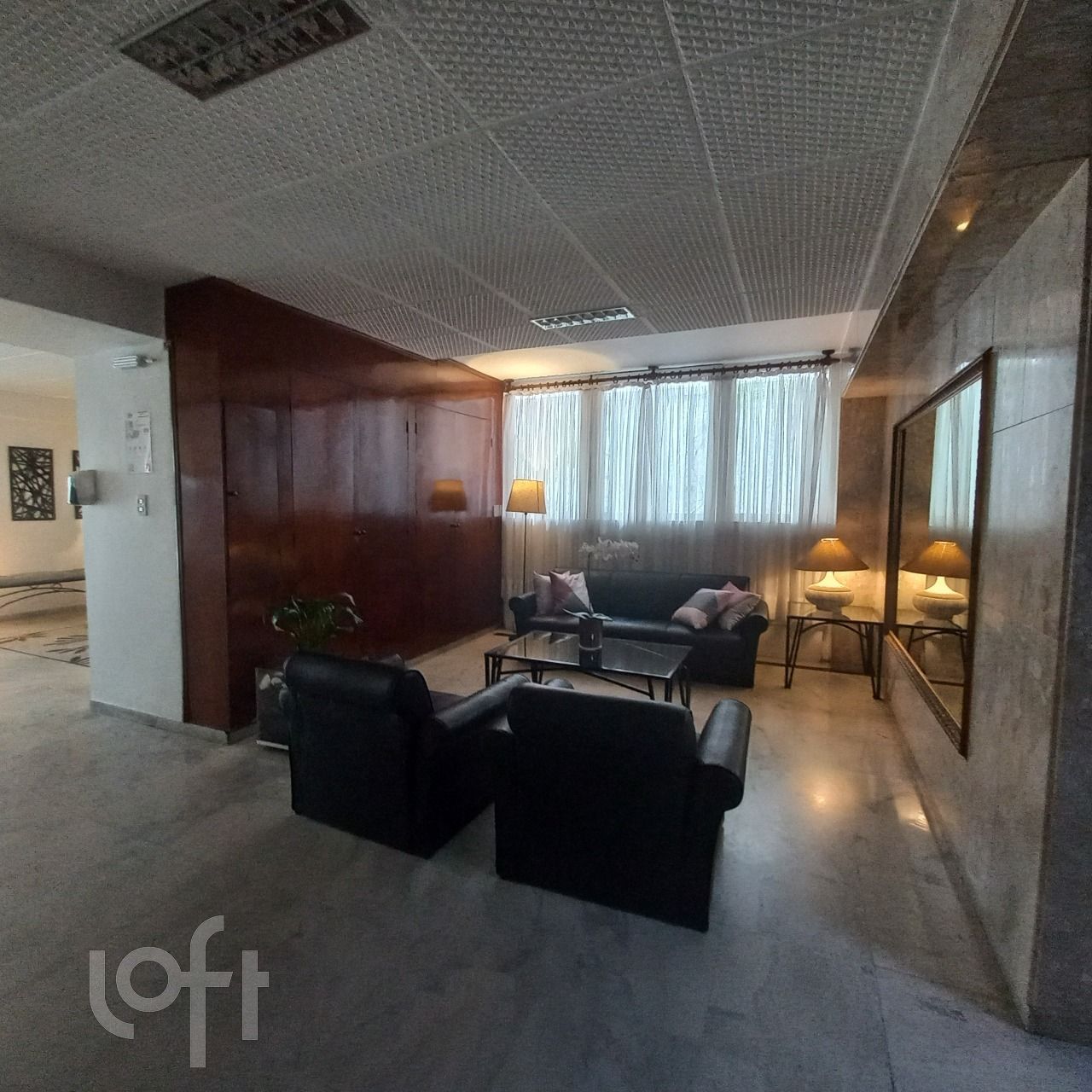 Apartamento à venda com 1 quarto, 50m² - Foto 30