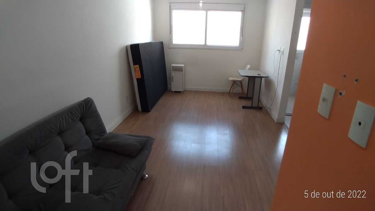 Apartamento à venda com 1 quarto, 33m² - Foto 11