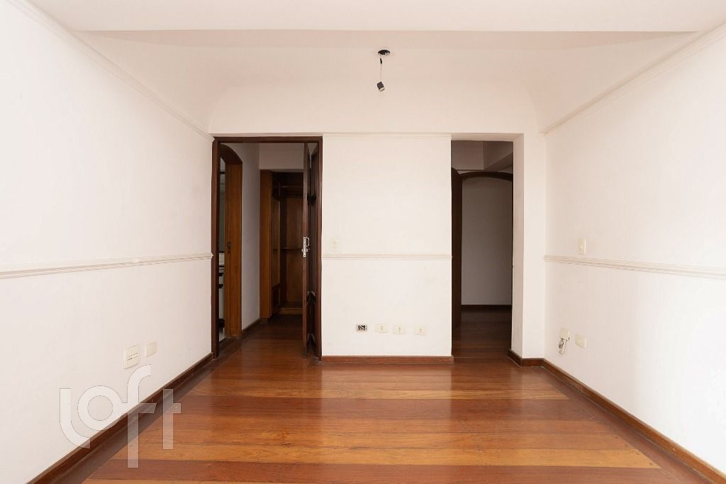 Apartamento à venda com 3 quartos, 184m² - Foto 13