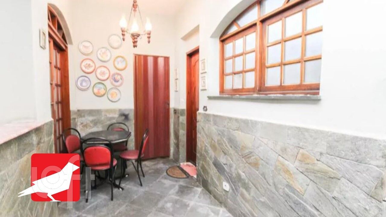 Casa à venda com 4 quartos, 240m² - Foto 11