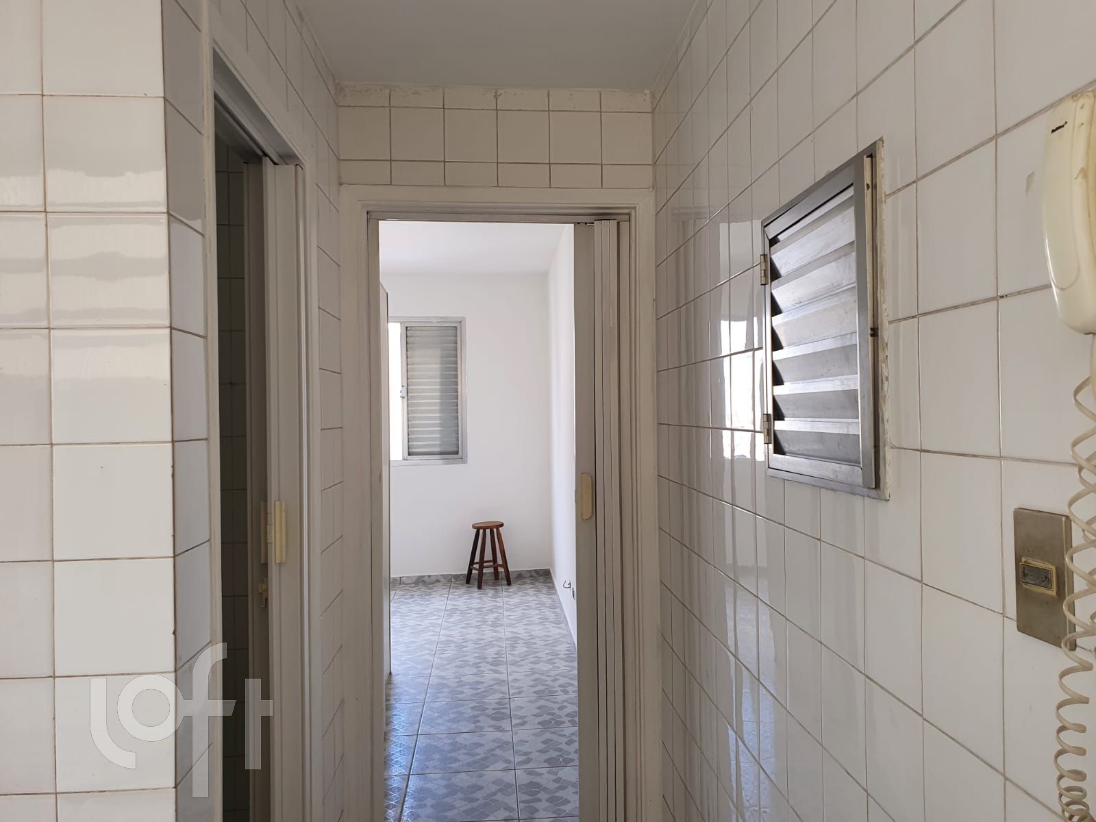 Apartamento à venda com 1 quarto, 32m² - Foto 3