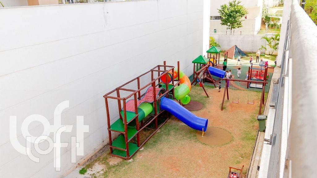 Apartamento à venda com 2 quartos, 76m² - Foto 33