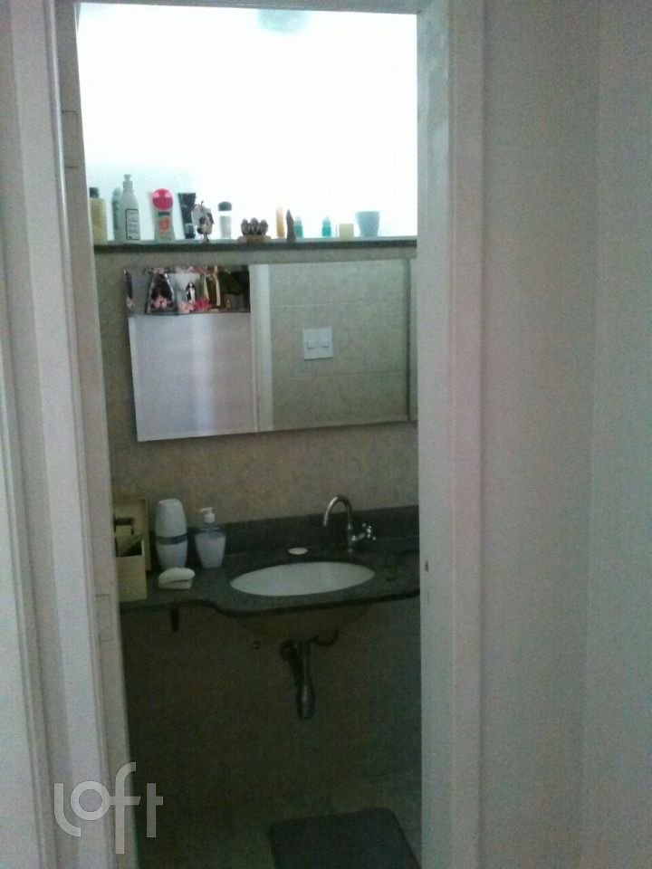 Apartamento à venda com 2 quartos, 68m² - Foto 3