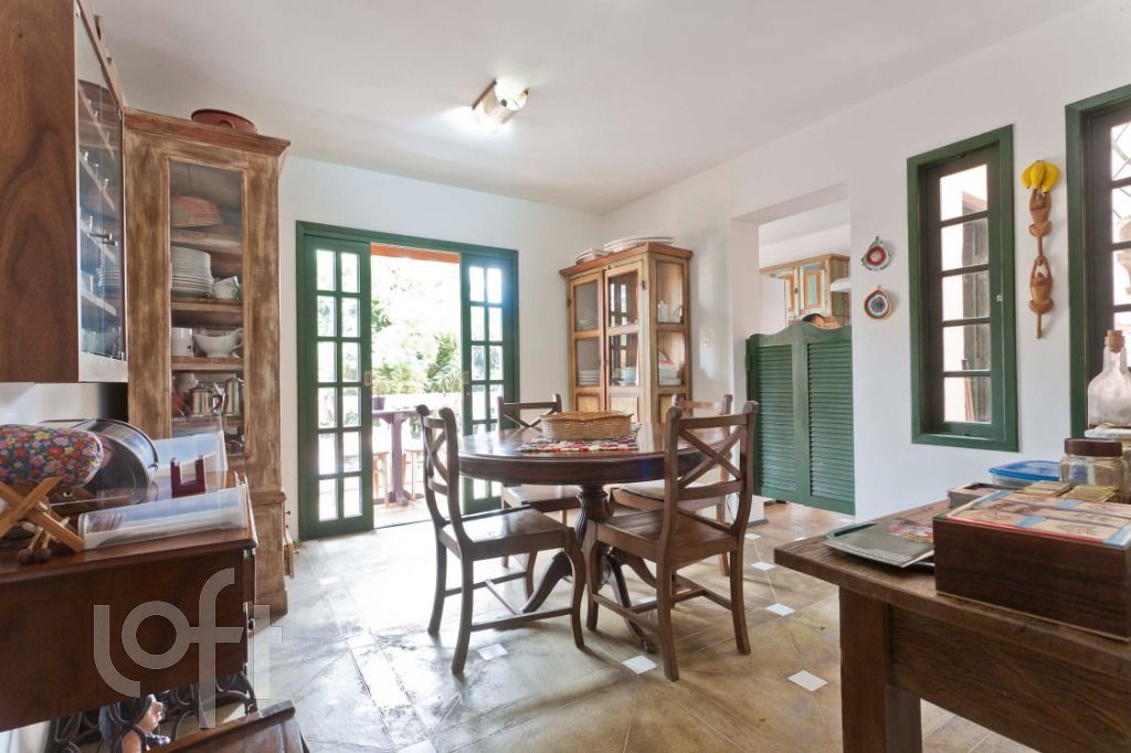 Casa, 3 quartos, 250 m² - Foto 13