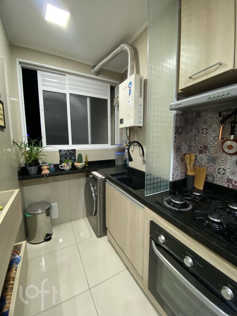 Apartamento à venda com 2 quartos, 50m² - Foto 4