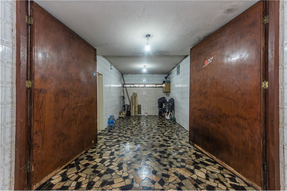 Casa à venda com 5 quartos, 215m² - Foto 5
