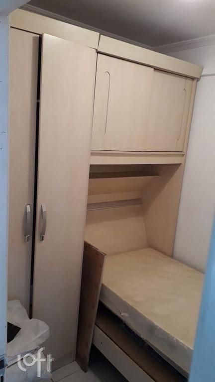 Apartamento à venda com 2 quartos, 70m² - Foto 3