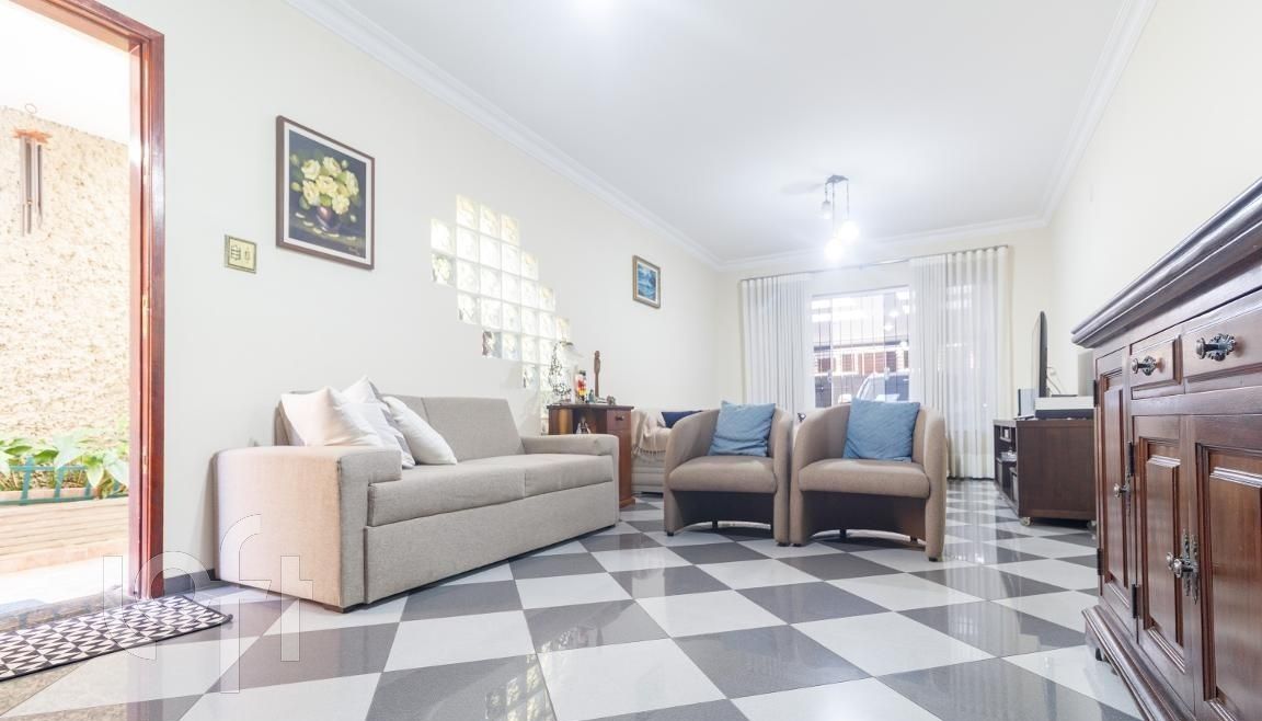 Casa, 3 quartos, 222 m² - Foto 1