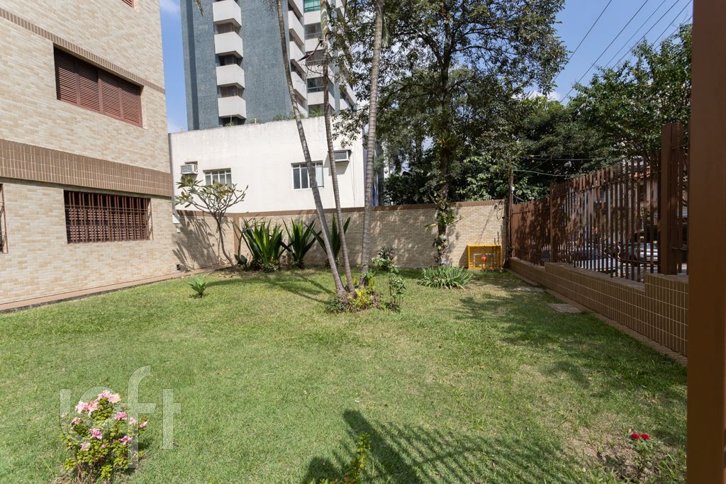 Apartamento à venda com 2 quartos, 83m² - Foto 24