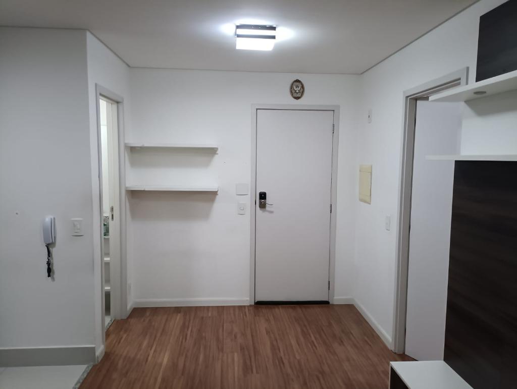 Apartamento à venda com 1 quarto, 43m² - Foto 8