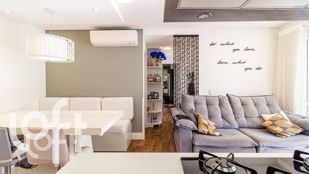 Apartamento à venda com 2 quartos, 76m² - Foto 11