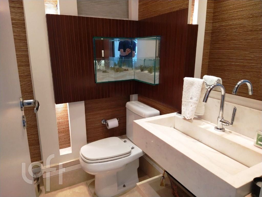 Apartamento à venda com 4 quartos, 234m² - Foto 13