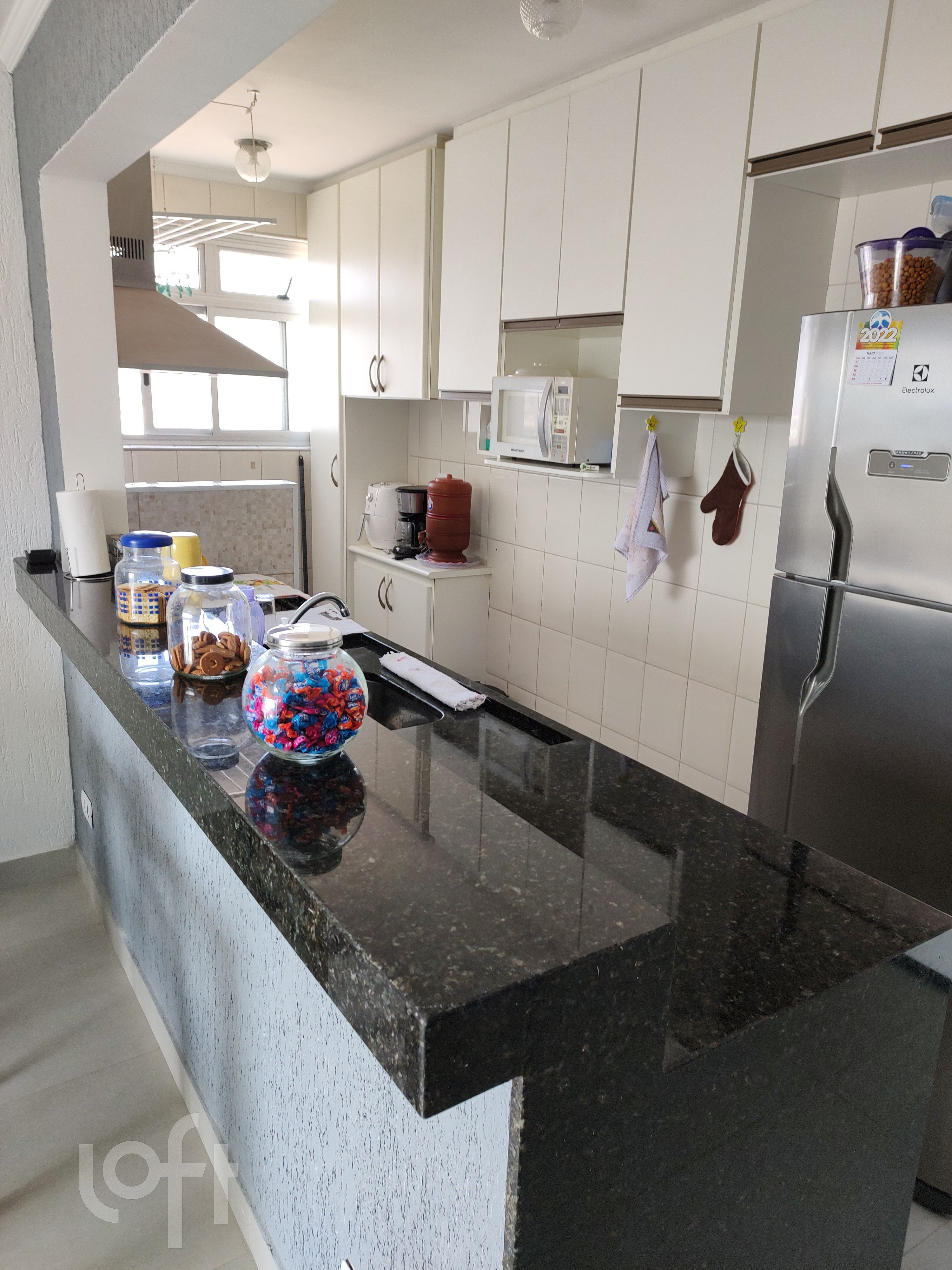Apartamento à venda com 2 quartos, 62m² - Foto 3