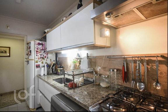 Apartamento à venda com 3 quartos, 70m² - Foto 9