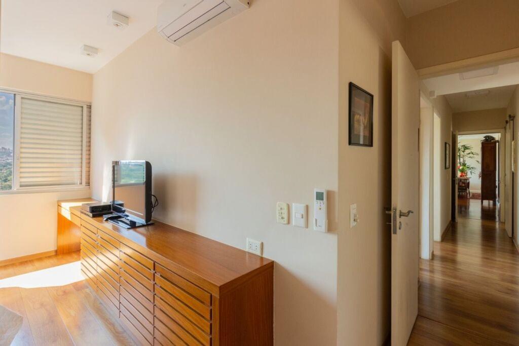 Apartamento à venda com 3 quartos, 190m² - Foto 7
