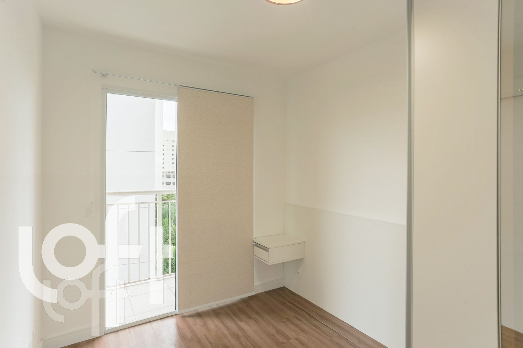 Apartamento à venda com 1 quarto, 37m² - Foto 3