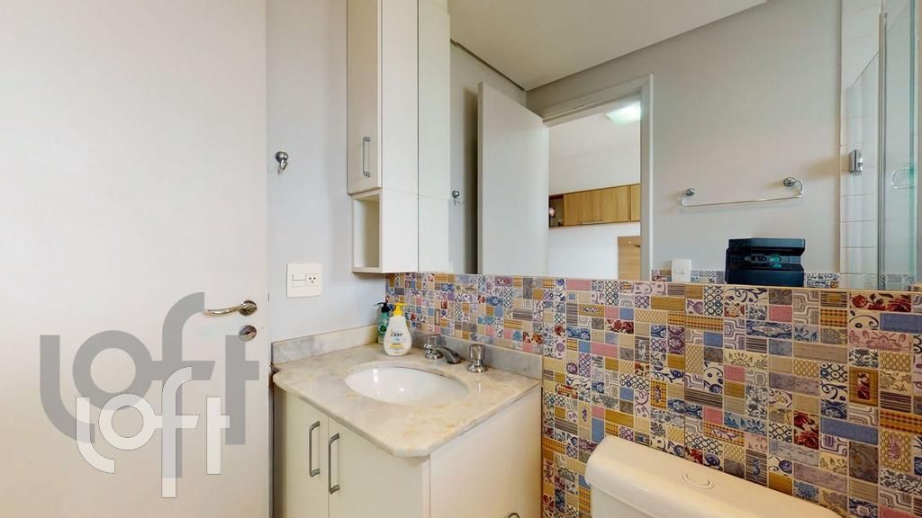 Apartamento à venda com 1 quarto, 70m² - Foto 4